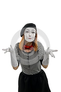 Female mime is confused