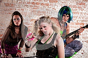 Female punk rock band