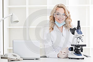 Female researcher n a lab