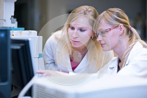 Female researchers in a chemistry lab
