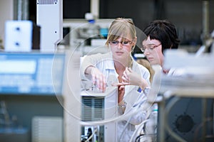 Female researchers in a chemistry lab