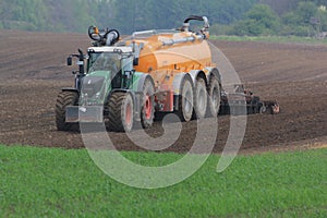 Fendt tractor with slurry tanker