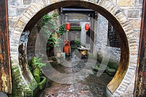 Fenghuang hallway with round entrance