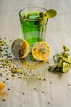 Fennel,variyali or Foeniculum vulgare juice/shrbat with sliced lemons,Citrus Ãƒâ€” limon