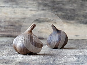 Fermented black garlic bulbs