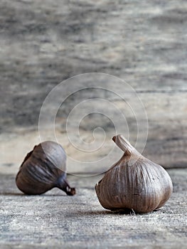 Fermented black garlic bulbs