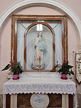 Ferrazzano - Altare laterale sinistro nella Chiesa di Santa Croce photo