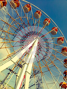 Ferris wheel on clear day.