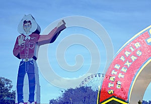 Ferris Wheel and cowboy model on State Fair of Texas