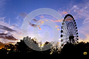 Ferris wheel silhouette