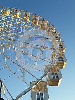 Ferris wheel sky