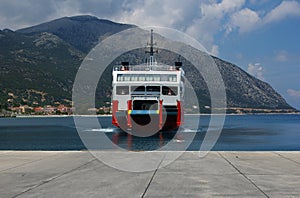 Ferry arriving.