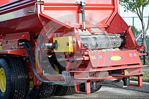 Fertilizer Spreader