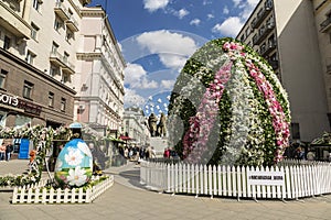 the Festival Easter in Moscow , the decoration in Kamergersky pereulok