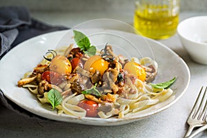 Fettuccine with Cherry Tomatoes and Mushroom sauce