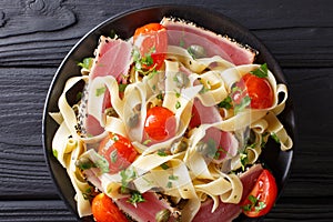 Fettuccine Pasta with Fried Tuna Steak in Sesame and Vegetables