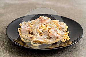 fettuccini pasta with shrimp