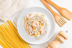 fettuccini pasta with shrimp