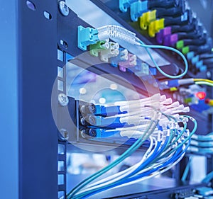 Fiber optic cable connect