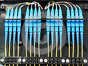 Fiber optic connectors cable