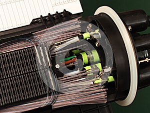 Fiber optic mass closure with splice connections photo