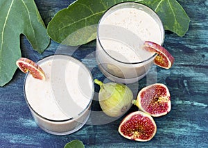 Fig and a natural fig drink