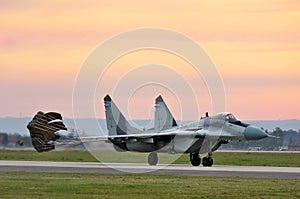 Fighter aircraft photo