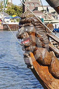 A figurehead photo