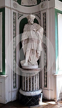 Figures of the legendary founders and patrons of the abbey, Green Hall in Amorbach Benedictine abbey, Germany