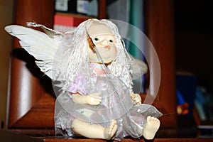 Figurine toy girl angel