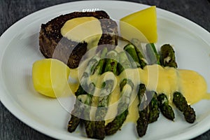 Filet staek asparagus