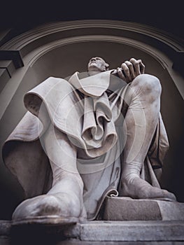 Filippo Brunelleschi statue photo