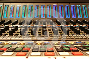 Film soundtrack mixing console