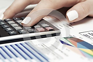 Financial accounting stock market graphs analysis