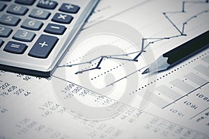 Financial accounting stock market graphs analysis