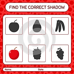 Find the correct shadows game with apple. worksheet for preschool kids, kids activity sheet