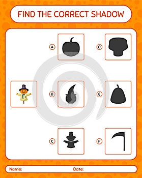 Find the correct shadows game with scarecrow. worksheet for preschool kids, kids activity sheet