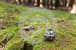 Finding the right position in the forest with a gps