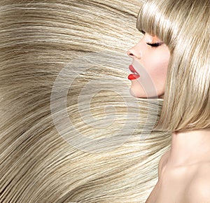 Fine shot of a woman with bushy coiffure