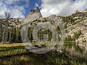 Finger of Fate in the Idaho sawtooths with mountain lake