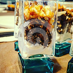 Finger food in bicchiere