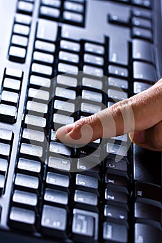 Finger Typing Computer Keyboard