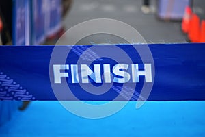 Finish ribbon spanned