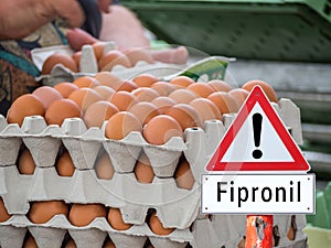 Fipronil warning sign in german