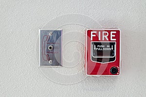 Fire alarm box with Fire Fighter telephone connector port