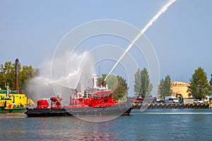 Fire boat show
