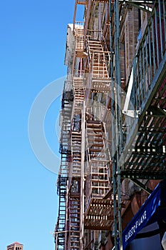 Fire Escapes, Bluestone Lane West Village Coffee Shop, 30 Carmine St, New York City, USA