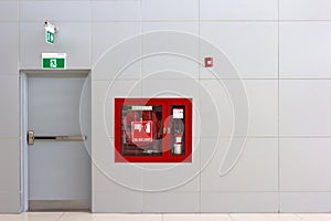 Fire exit door and fire extinguish equipment