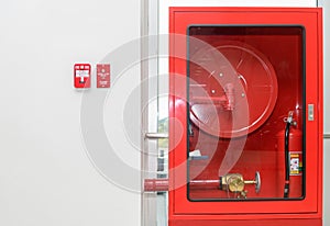 Fire extinguisher and fire hose reel