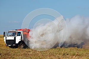 Fire extinguishing at harvesting in the field